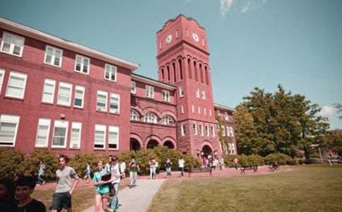 �����T������У�@�V����