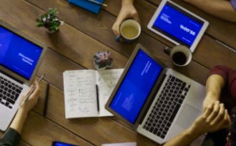 ���l(xi��ng)��������B(y��ng)�ϱ��U(xi��n)�����M(j��n)չ��r���Y(ji��)