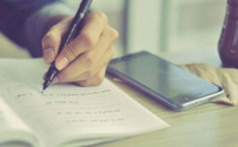 ���y(t��ng)�Ļ����꼉(j��)����300�օR��[10ƪ]