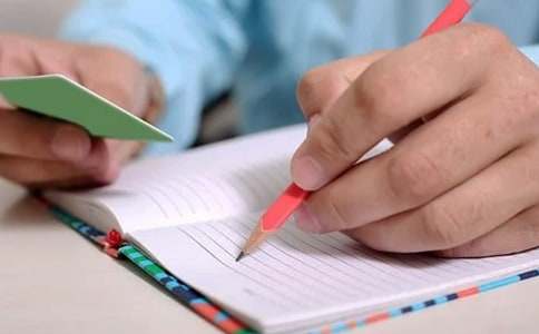 С��������600����ƪ